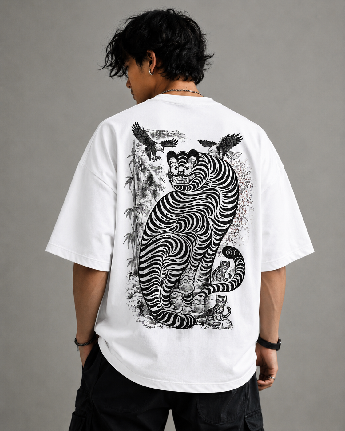 STRIPED FURY Oversized Tee